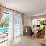 Villa Ferlini