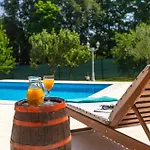 Casa vacanze Villa Ferlini *