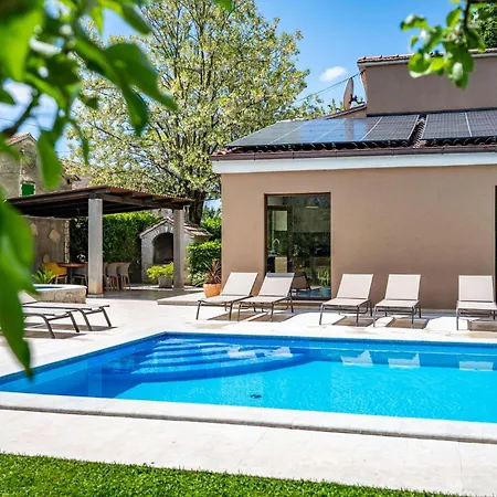 Villa Ferlini בית נופש *