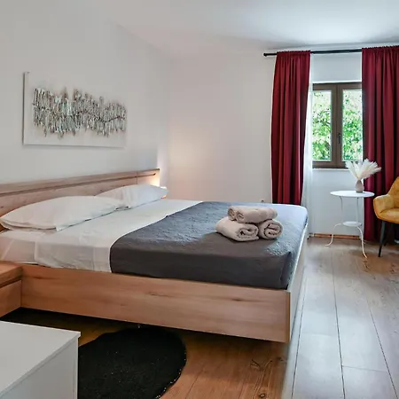 בית נופש Villa Ferlini