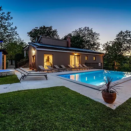 Villa Ferlini * Ferlini